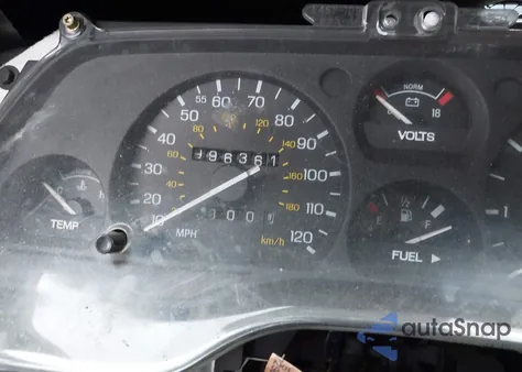 1996 Ford Thunderbird Lx z USA, uszkodzony, nr VIN 1FALP62W9TH118637